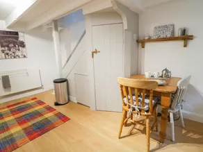 Wickham Cottage - Image 2