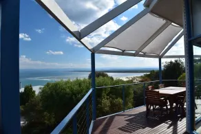 Waterline Holiday Home - Image 2