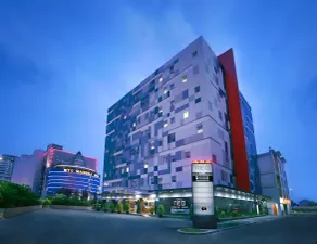 Hotel NEO Mangga Dua Square Jakarta - Image 3