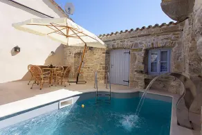 Stef - With Pool - H - Image 3