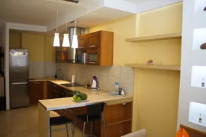 PaulMarie Apartments on Prs. Stroiteley - Image 4