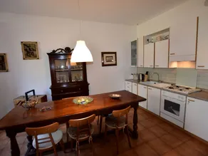 Two-family Home With Private Garden 100 Metres From the Lake and Beach - Image 3