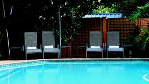 Dinkwe Lodge & Guest House - Image 2
