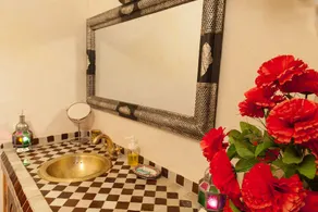 Riad Fuschia - Image 2