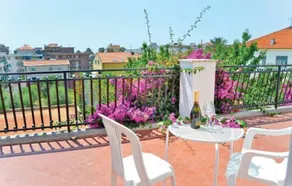 Riviera Suite Apartments - Image 3