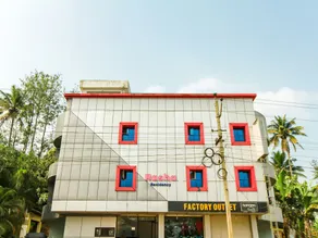 OYO 23107 Rasha Residency - Image 4