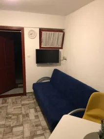 Apartment Roza near Sandy Beach - Image 3