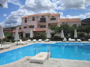 Sunshine Apartments - Image 4