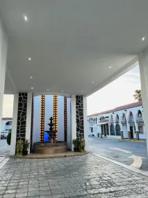 Hotel & Suites Hacienda Santa Maria - Image 2