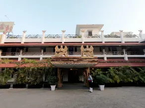The Andhra Art & Craft Hotel - Image 4