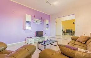 Awesome Home in Barban With Wifi and 2 Bedrooms - Image 2
