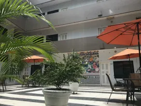 Real Avenida Hotel - Image 3