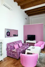 Castellar Singular Apartments - Image 2