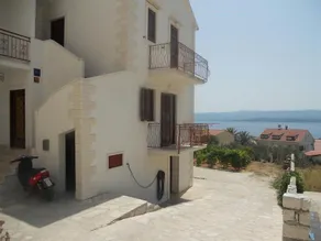 Apartments Brizic - Image 4