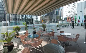 Garden Hotel - Image 4