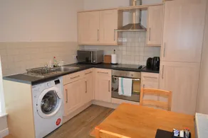 Newbury Serviced Apartments - Image 5