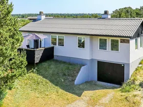 Exquisite Holiday Home in Vejers Strand With Sauna - Image 5