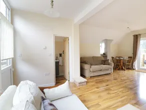 The Lodge - Image 5