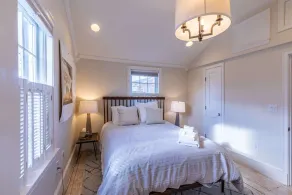 Blue Water Cottage - Image 2