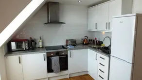 St Nicholas Court 6 - Image 5