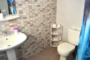 Beirut Badawi Modern Apartment - Image 3