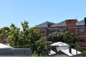 Stylish Warehouse Conversion In The Heart of Fitzroy - Image 3