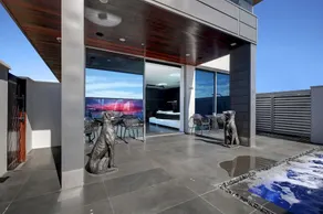 Luxe Haus - Image 2
