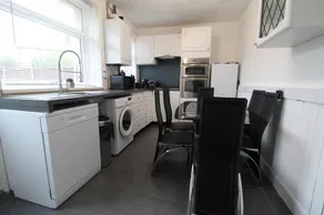 Rosebud House - Image 5