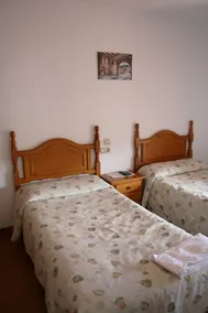 Hostal Entreportales - Image 5