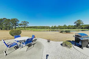 Stylish Golf / Beach Getaway - Image 4