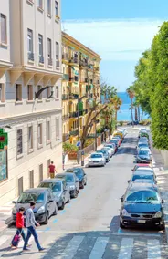 Beautiful 3 BD apartment 2 minutes walking to the beach. Paseo de Reding - Image 4
