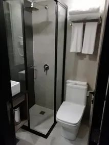 Hotel H9 - Image 5