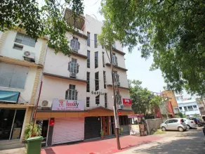 Hotel Castle - Image 3