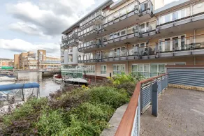 Marina Place by Roomspace Apartments - Image 3
