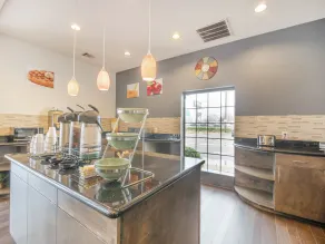 Baymont by Wyndham Houston North - Image 2