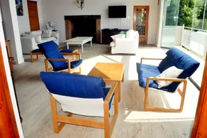 Fever Tree Manor - Image 4