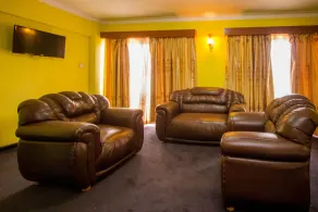 New Zonic Hotel - Image 3