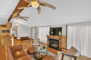 Escape To This River Home With Mountain Views 2 Bedroom Home by Redawning - Image 2