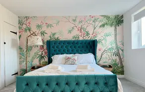Luxury 2-bed Apartment hot tub Free Parking sea - Image 3