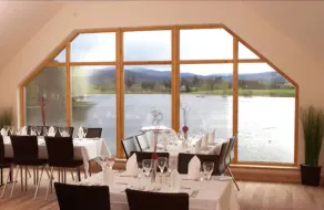 The Lodge on the Loch of Aboyne - Image 4