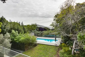 Table Mountain Retreat - Image 4