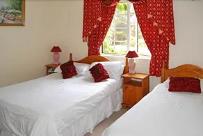 Connemara Country Cottages - Image 3