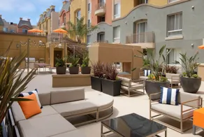 Global Luxury Suites At Lincoln Boulevard - Marina del Rey - Image 3