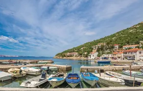 Awesome Home in Starigrad With Wifi and 2 Bedrooms - Image 5