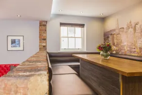 EPIC Apart Hotel- Campbell Street - Image 5