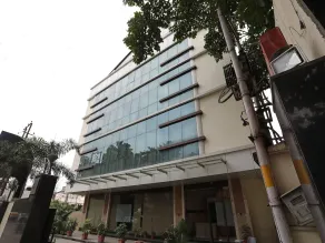 Jade Inn Hotel - Image 4