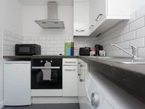 City Hospital Apartments - Image 2