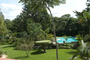 House of Waine - Image 4