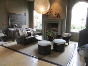 Fallon Hotel - Image 5