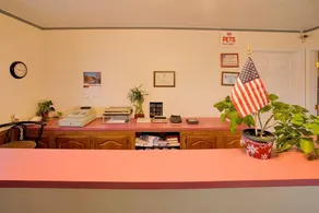 Americas Best Value Inn-Murphysboro/Carbondale - Image 3
